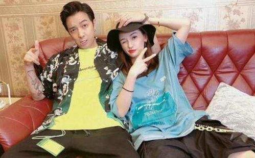 国产夫妻自拍在线视频,国产夫妻自拍视频揭秘 第2张 国产夫妻自拍在线视频,国产夫妻自拍视频揭秘 第2张